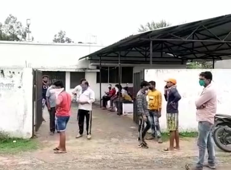 3 दिन संदूक में पड़ा रहा पत्नी का शव, गला घोंटकर पति ने की थी हत्या