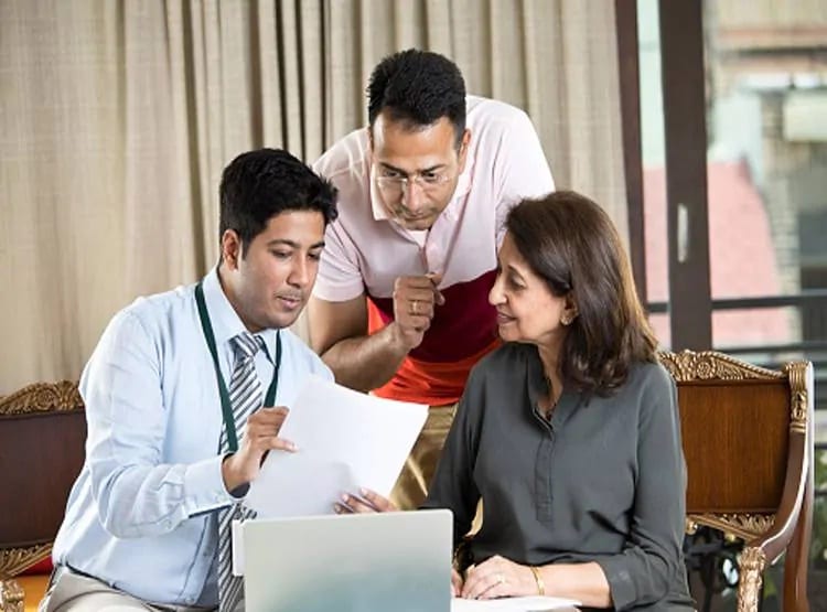 सितंबर तक छोटी बचत योजनाओं पर कितना मिलेगा मुनाफा? यहां चेक करें