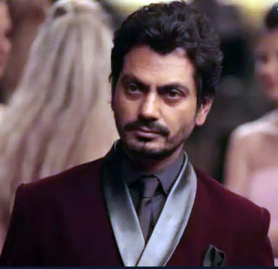 इन बॉलीवुड स्टार्स ने लिखी हैं किताबें, शेयर किए जिंदगी के अनसुने पहलू