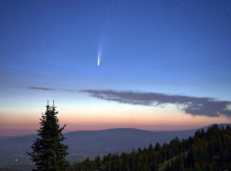 कल से 20 दिनों तक रोज दिखेगा अंतरिक्ष से आया खूबसूरत चमकदार मेहमान