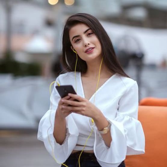 नेपाली सिनेमा की कटरीना-प्रियंका हैं ये एक्ट्रेसेज, चर्चा में ग्लैमरस लुक