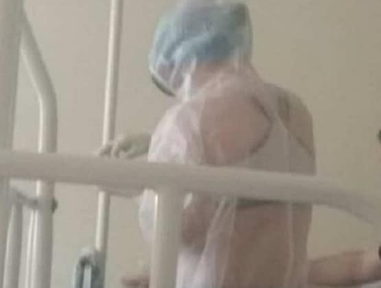 जिस नर्स की पारदर्शी ड्रेस पर मचा था बवाल, अब बताएगी मौसम का हाल