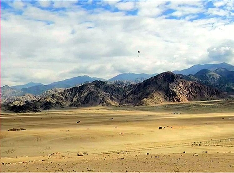 सर्जिकल स्ट्राइक करने वाले पैरा-कमांडोज ने चीन बॉर्डर पर दिखाई ताकत, Photos