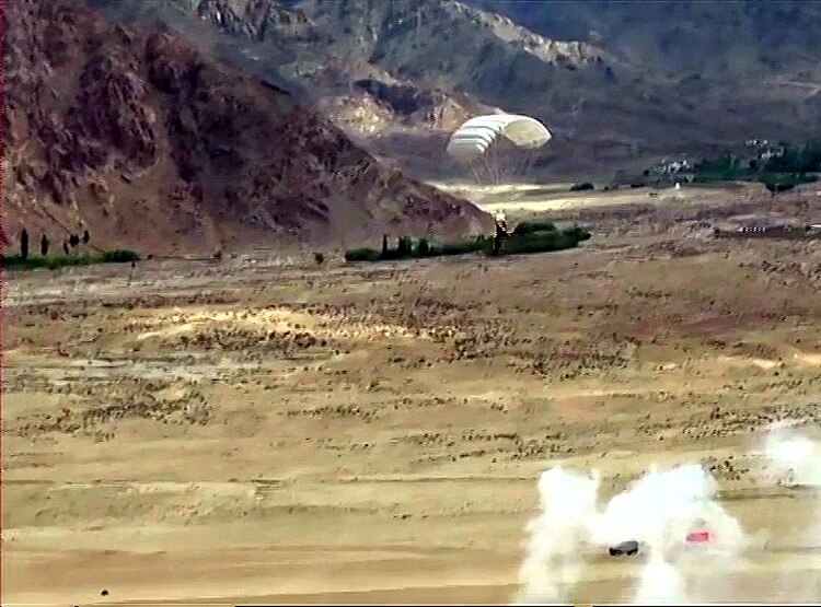 सर्जिकल स्ट्राइक करने वाले पैरा-कमांडोज ने चीन बॉर्डर पर दिखाई ताकत, Photos