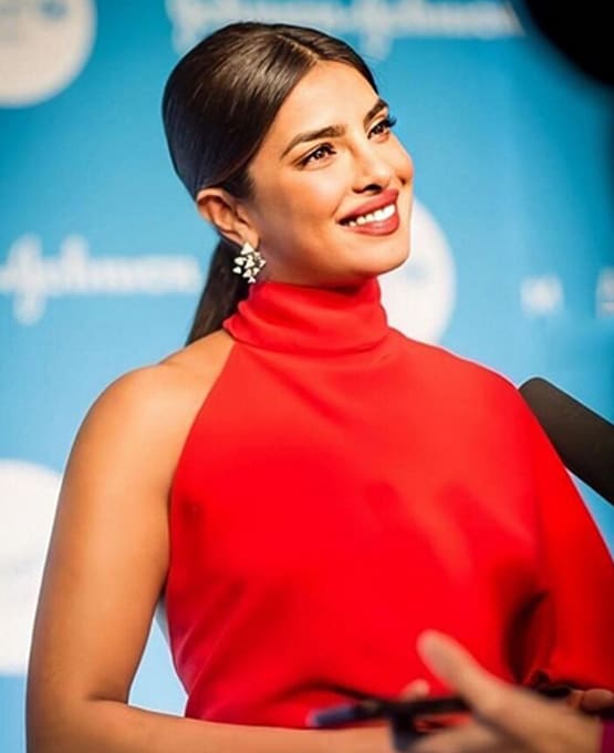 इंस्टा पोस्ट से करोड़ों की कमाई करती हैं प्र‍ियंका चोपड़ा, पढ़ें डिटेल