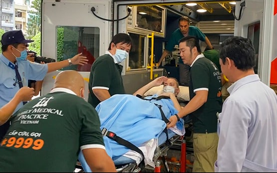 कोरोना का सबसे बीमार मरीज बोला- कहीं और रहता तो मर जाता, 4 माह चला इलाज