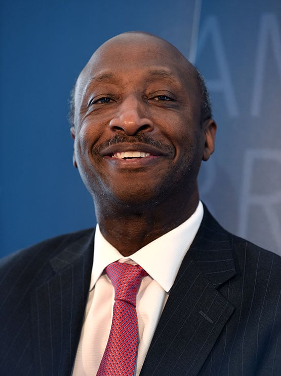 'इस साल वैक्सीन मिलने की बात' से जनता का बड़ा नुकसान: दवा कंपनी के CEO