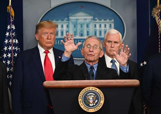 टॉप एक्सपर्ट ने चेताया- युवा भी ICU में, कम मृत्यु दर की थ्योरी गलत