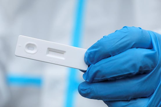 घर में ही कोरोना टेस्ट, 20 मिनट में रिजल्ट, ऑक्सफोर्ड को मिली कामयाबी