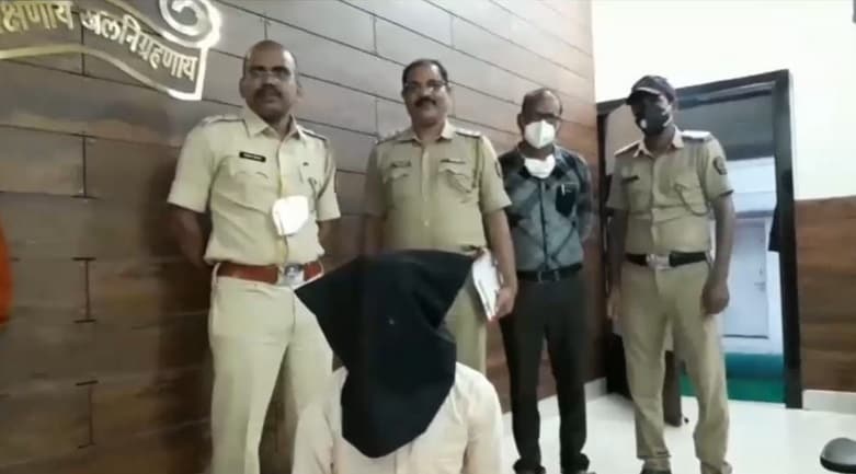 लोगों के खड़े हो गए रोंगटे जब जमीन से निकला लाश का हाथ, फिर खुला राज