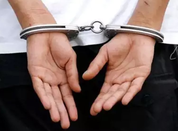 वेब सीरीज के नाम पर धोखा, पॉर्न साइट पर डाल दी मॉडल की बोल्ड फ़िल्म