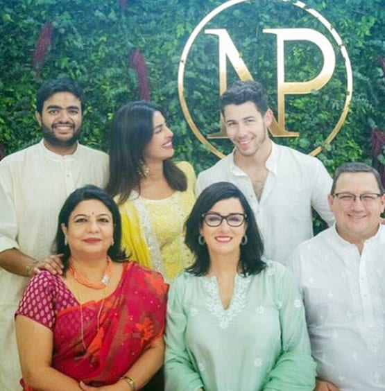 कौन है प्र‍ियंका चोपड़ा की सास? देसी गर्ल ने बर्थडे पर यूं किया विश