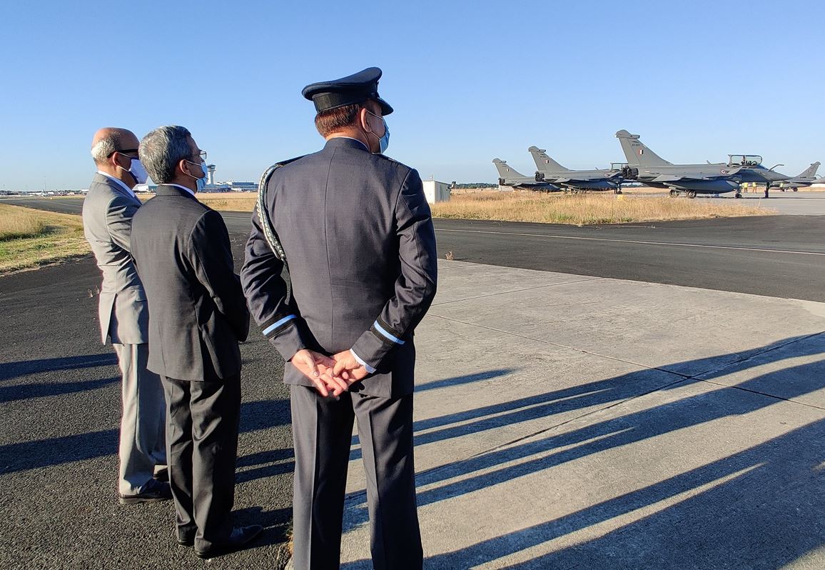 चील जैसी नजर, बाज जैसी ताकत, घातक फाइटर जेट है राफेल