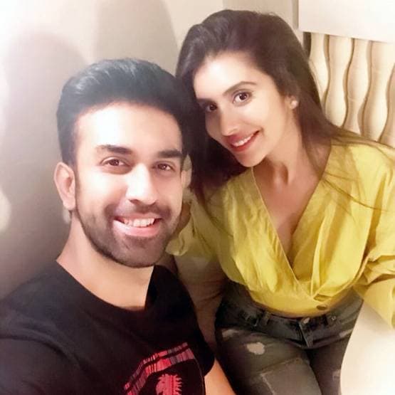 अनबन की खबरों के बीच साथ आए चारु-राजीव, वीडियो चैट का स्क्रीनशॉट वायरल