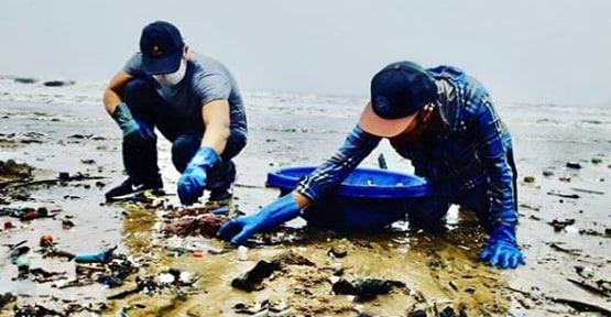 रणदीप हुड्डा ने बार‍िश में की समुद्र तट की सफाई, निकाला 16 टन कचरा