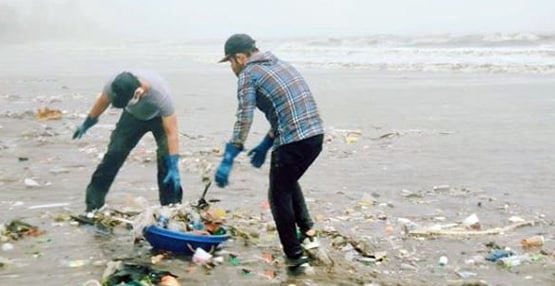 रणदीप हुड्डा ने बार‍िश में की समुद्र तट की सफाई, निकाला 16 टन कचरा