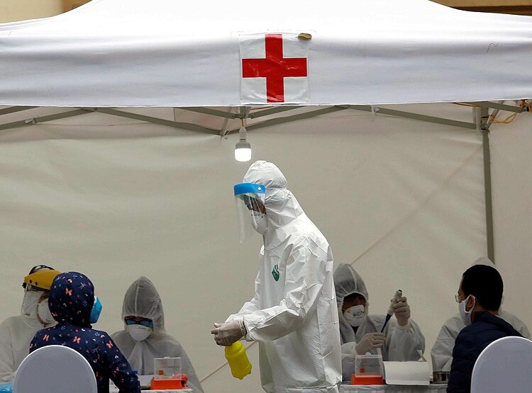 पहले एक भी केस नहीं, अब वियतनाम में फैल रहा नया रहस्यमय कोरोना