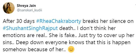 सुशांत के नाम गर्लफ्रेंड रिया का इमोशनल पोस्ट, ट्रोल्स बोले- बंद करो ड्रामा