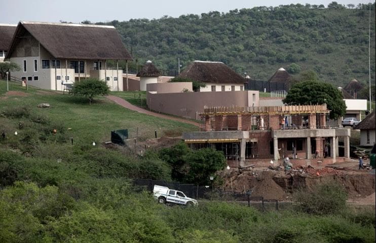 बंदूक की नोक पर दादी के सामने तीन पोतियों का रेप, सदमे से वृद्धा की मौत