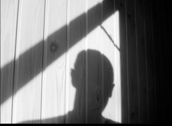 बंदूक की नोक पर दादी के सामने तीन पोतियों का रेप, सदमे से वृद्धा की मौत