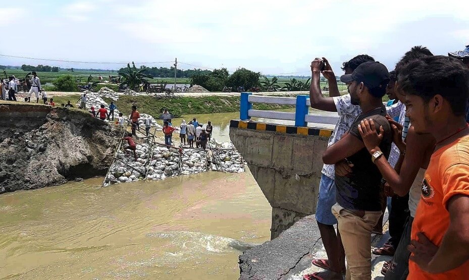 आखिर कैसे टूटा बिहार का सत्तारघाट पुल? प्राकृतिक आपदा या लापरवाही