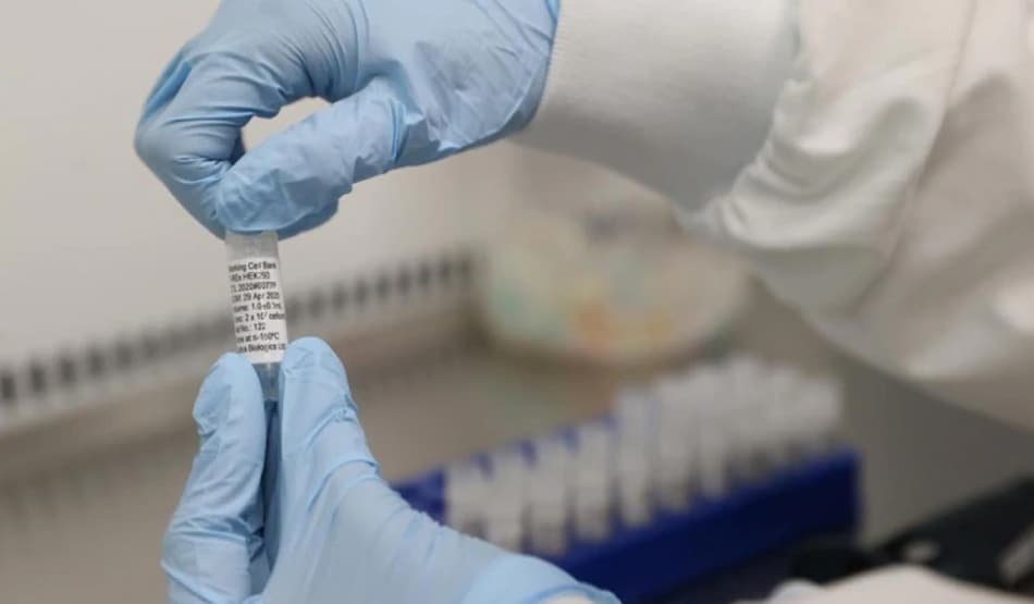 ऑक्सफोर्ड में बन रही कोरोना वैक्सीन के सफल होने का दावा