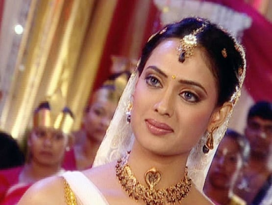 टीवी पर इन एक्ट्रेसेज ने निभाया नागिन का रोल, दीवाने हुए फैन्स