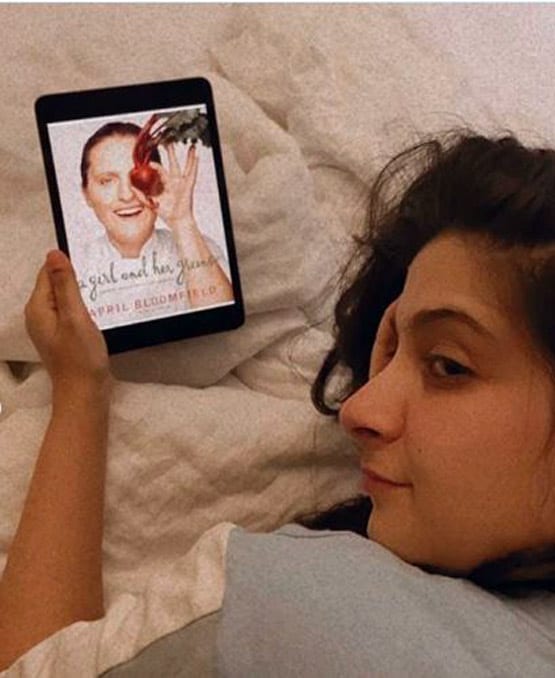 किताबों के साथ समय बिता रही सोनम कपूर की पूरी फैमिली, शेयर की बुक लिस्ट