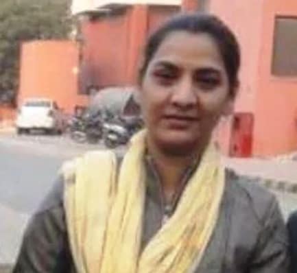 सोनू पंजाबन: जिससे भी शादी की उसका हुआ एनकाउंटर, खड़ी की कॉल गर्ल्स कंपनी