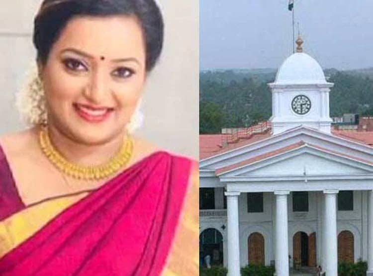 कौन है स्वप्ना सुरेश, जिसका नाम गोल्ड स्मगलिंग में आने से हिली केरल सरकार