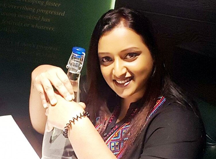 12वीं फेल महिला ने खेला 30 किलो सोने का ऐसा खेल, उड़ गई 2 सरकारों की नींद