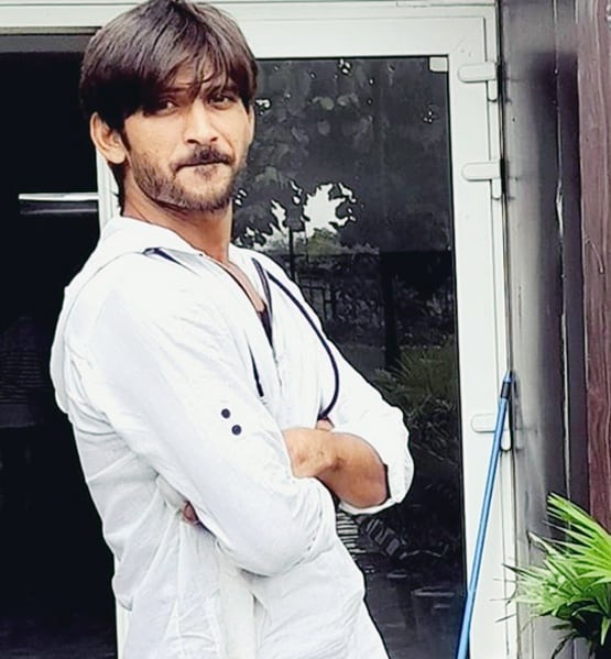 सुशांत सिंह राजपूत के हमशक्ल सचिन लेकर आ रहे फिल्म 'सुसाइड और मर्डर'