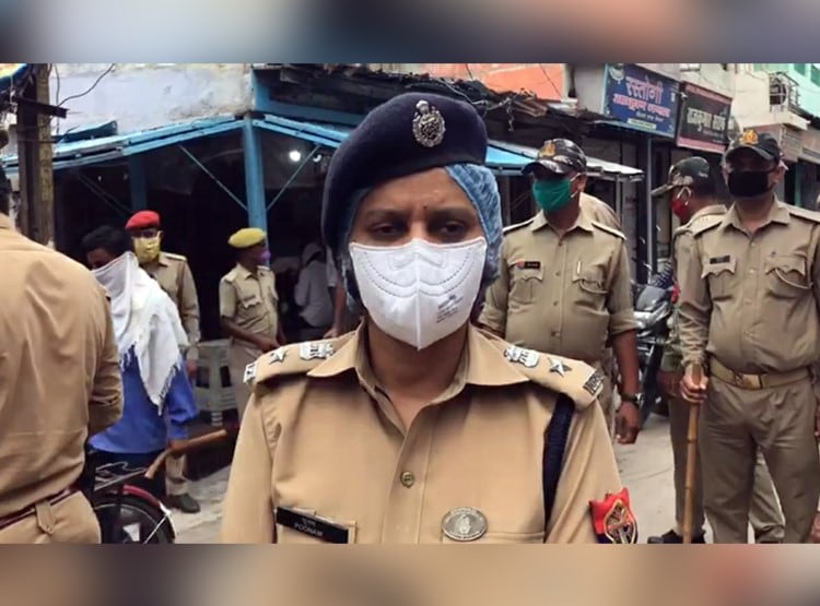 पान मसाले का बोरा लेकर चोर हुआ रफूचक्कर, वारदात सीसीटीवी में कैद