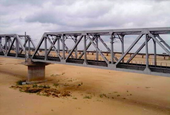 29 दिन में ढह गया गोपालगंज का पुल, और ये 100 साल बाद भी हैं बुलंद!