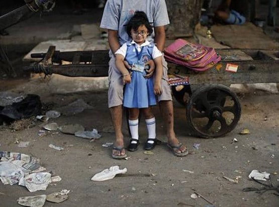 सोशल मीडिया पर मुद्दा बन रही स्कूल फीस, जानिए क्या चाहते हैं पेरेंट्स