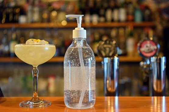 आंध्र: शराब नहीं मिली तो पी लिया सैनिटाइजर, 9 लोगों की मौत