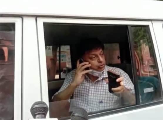 घंटों बारिश में भीगता रहा बुजुर्ग का शव, महिला लगाती रही मदद की गुहार