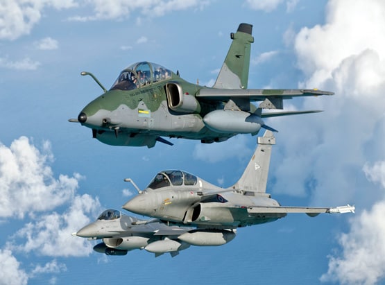 IAF अंबाला के बेड़े में राफेल जेट, जानें देश के बाकी एयरबेस की खासि‍यत