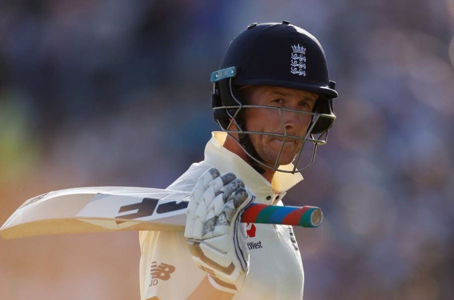 इंग्लैंड के गेंदबाज ने अपनी ही टीम को खतरे में डाला, हो गए OUT