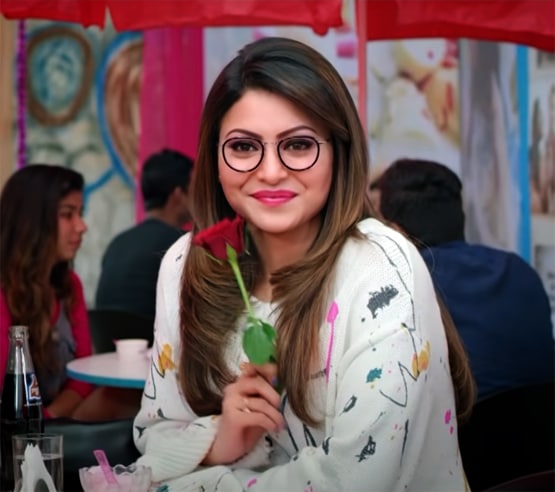 उर्वशी रौतेला ने लॉकडाउन में गौतम गुलाटी संग रचाई शादी? तस्वीरें हुईं वायरल