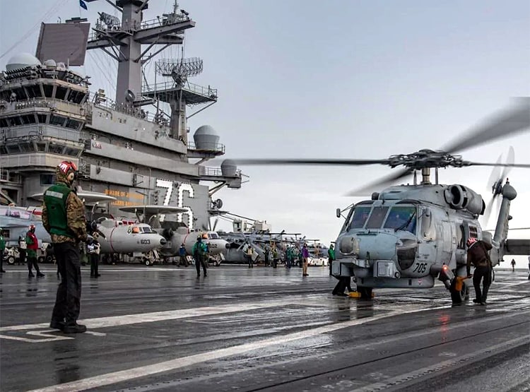 घिर गया चीन, पहाड़ों में भारत के लड़ाकू विमान...समंदर में अमेरिकी युद्धपोत