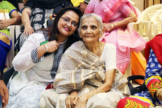 टीवी एक्ट्रेस के पास नहीं काम, ऑनलाइन राखी बेचकर कर रहीं गुजारा!