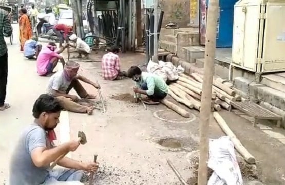 वाराणसी: सावन में बाबा विश्वनाथ के स्पर्श दर्शन पर लगी पाबंदी