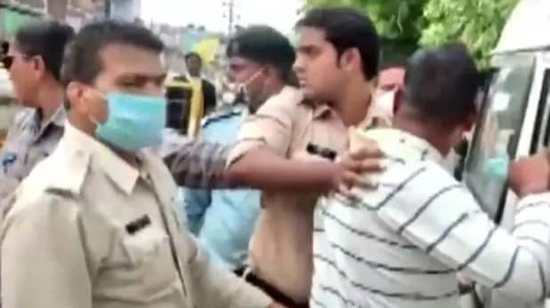 देखें- कैसे हुआ गैंगस्टर विकास दुबे का खेल खत्म, Photos