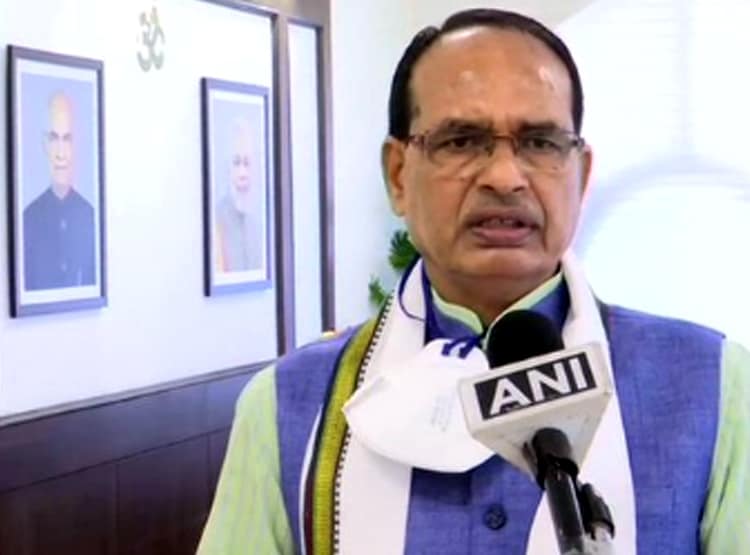 उज्जैन महाकाल मंदिर में विकास दुबे की एंट्री से गिरफ्तारी तक, देखें तस्वीरें