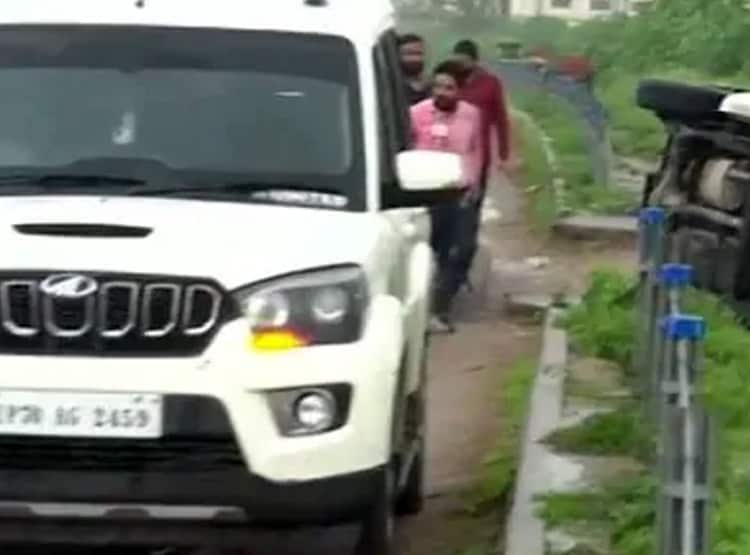 यूपी सरकार का SC में जवाब, हैदराबाद से अलग है विकास दुबे एनकाउंटर