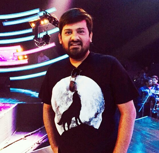 कनिका कपूर से अमिताभ तक, कोरोना की चपेट में आए ये सितारे