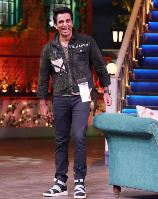 कपिल शर्मा शो के पहले गेस्ट बने सोनू सूद, सेट पर खूब लगे हंसी के ठहाके