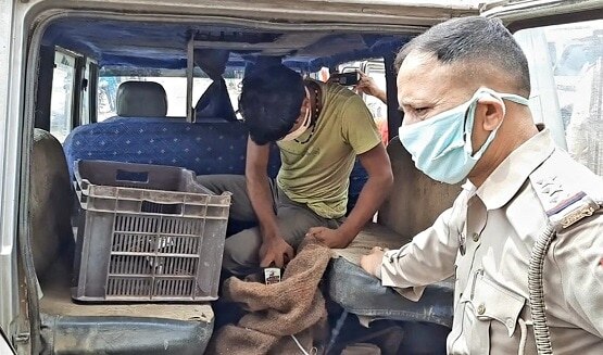 नेपाली युवक बोलेरो में 'शराब चेंबर' बनाकर कर रहा था तस्करी, ऐसे हुआ पर्दाफाश