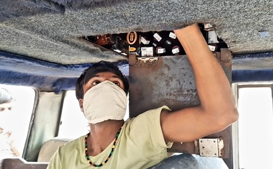 नेपाली युवक बोलेरो में 'शराब चेंबर' बनाकर कर रहा था तस्करी, ऐसे हुआ पर्दाफाश